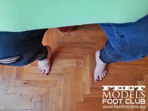 Feet modelka