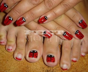 Feet modelka