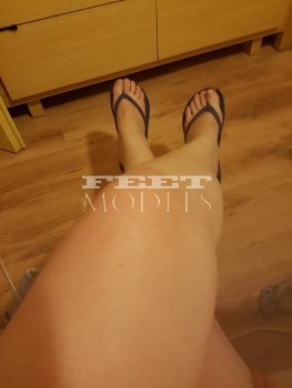 Feet modelka
