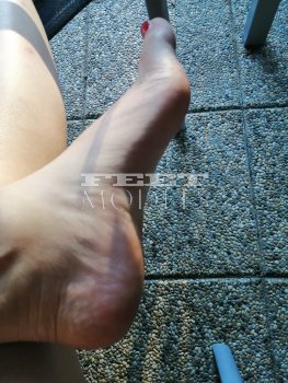 Feet modelka