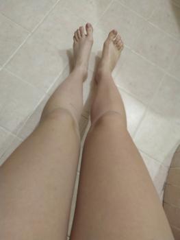 Feet modelka