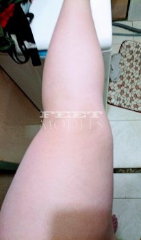 Feet modelka