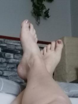 Feet modelka
