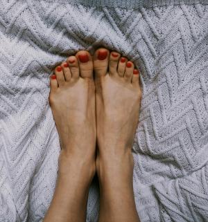 Feet modelka