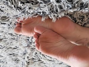 Feet modelka