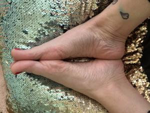 Feet modelka