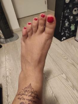Feet modelka