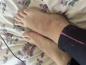 Feet modelka