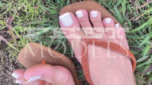 Feet modelka