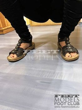 Feet modelka