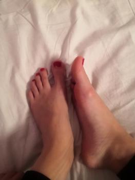 Feet modelka